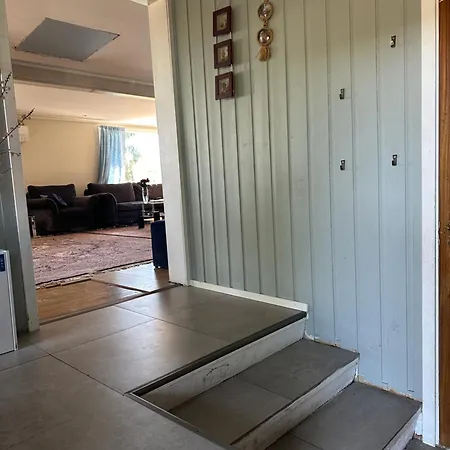 Scandinavian Style Ridabu Feriehus *